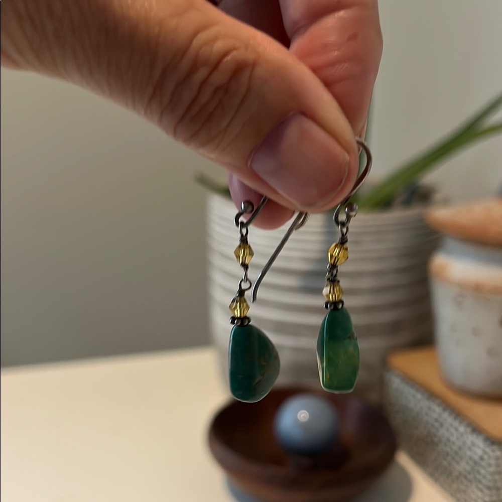 Silpada Green and Silver Earrings with Elegant Design